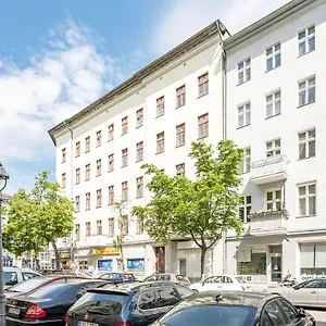 Newly Furnished For Up To 6 People Berlin